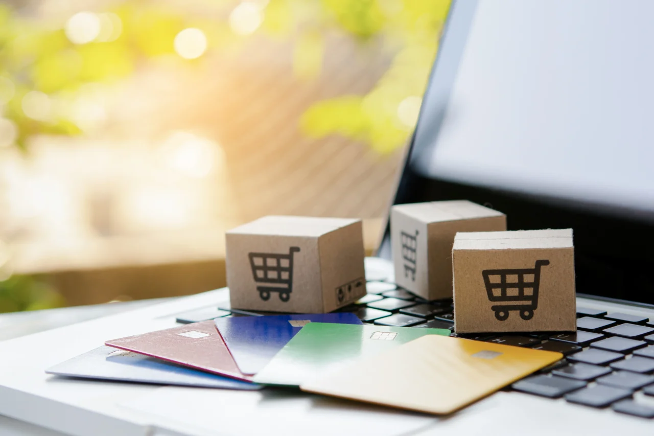 Online marketplace shopping cart logos