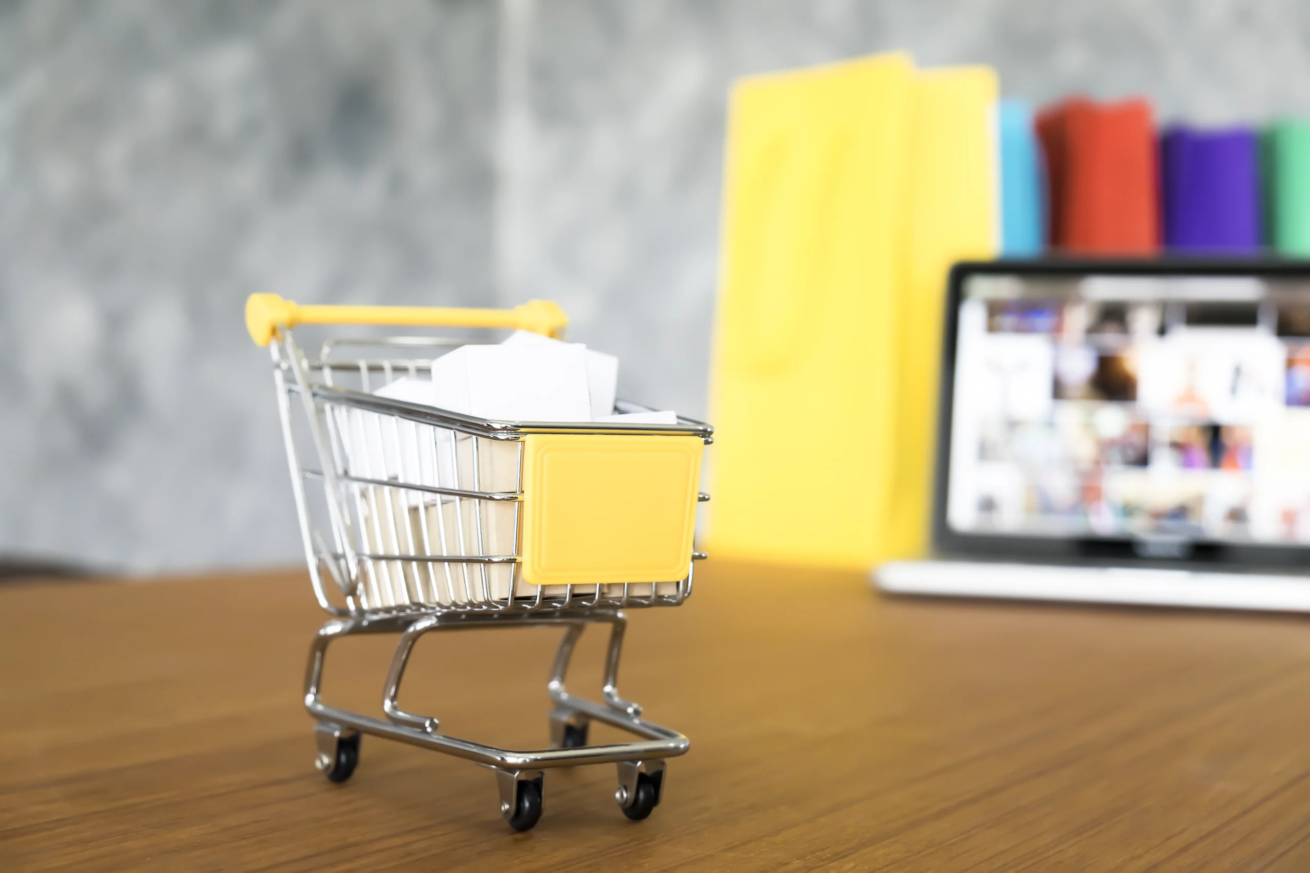Online marketplace shopping cart