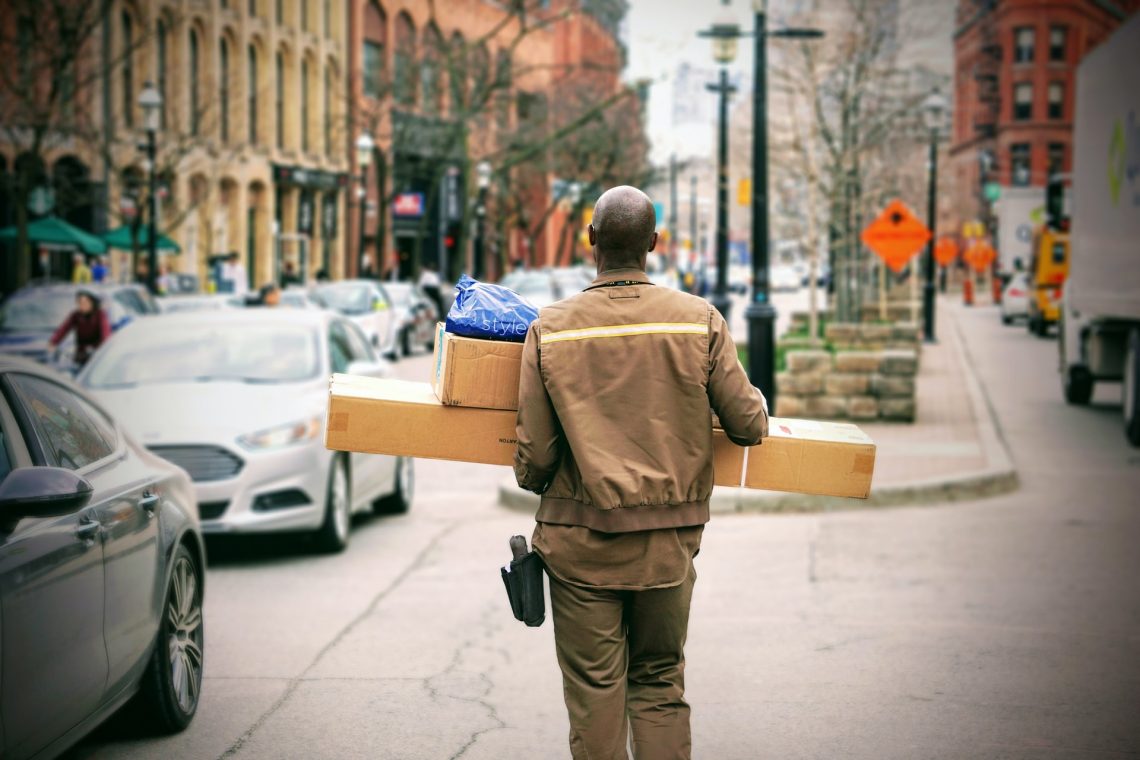 Person delivering parcels